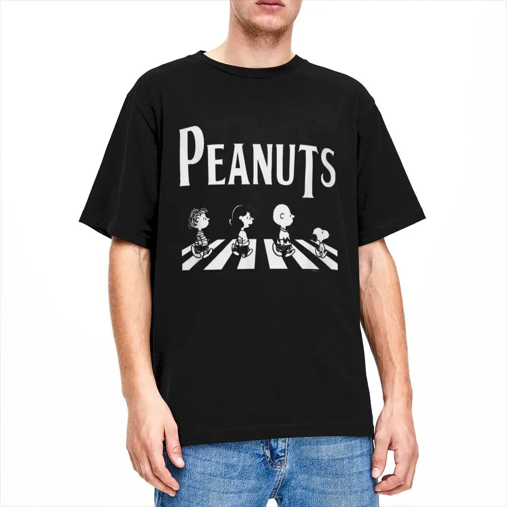 Peanuts Snoopy Crossing Road T Shirt Men 100% Cotton Fashion for Male T-Shirt Round Collar Tee Shirt Short Sleeve Clothes Summer